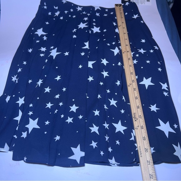 J.Crew Women's Navy Blue w/ White Stars Pleated Skirt A line Size 2 Zipper - Picture 6 of 9